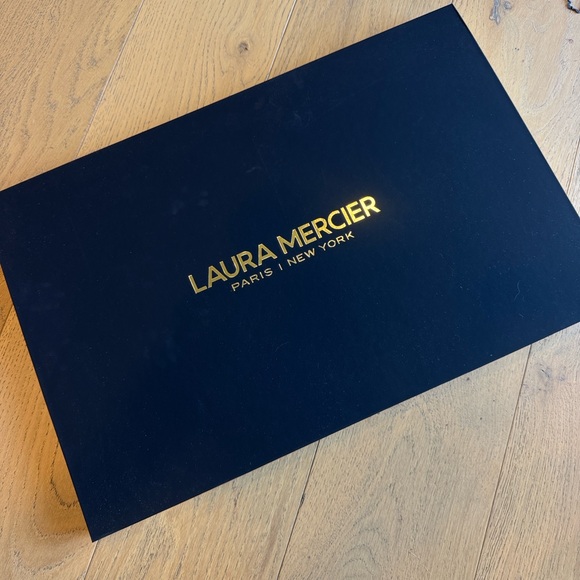 Laura Mercier caviar stick eye shadow gift box *BRAND NEW* - Picture 2 of 3